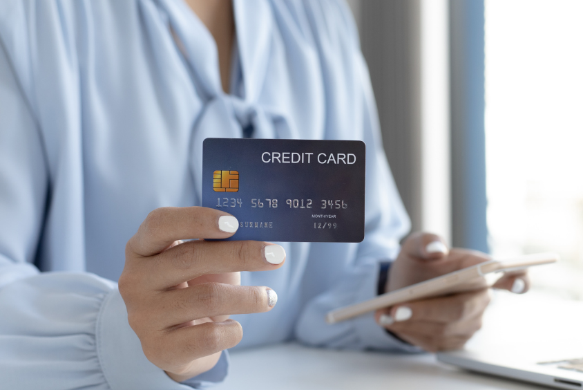 Featured image for The Dos and Don’ts of Using Credit Cards Wisely